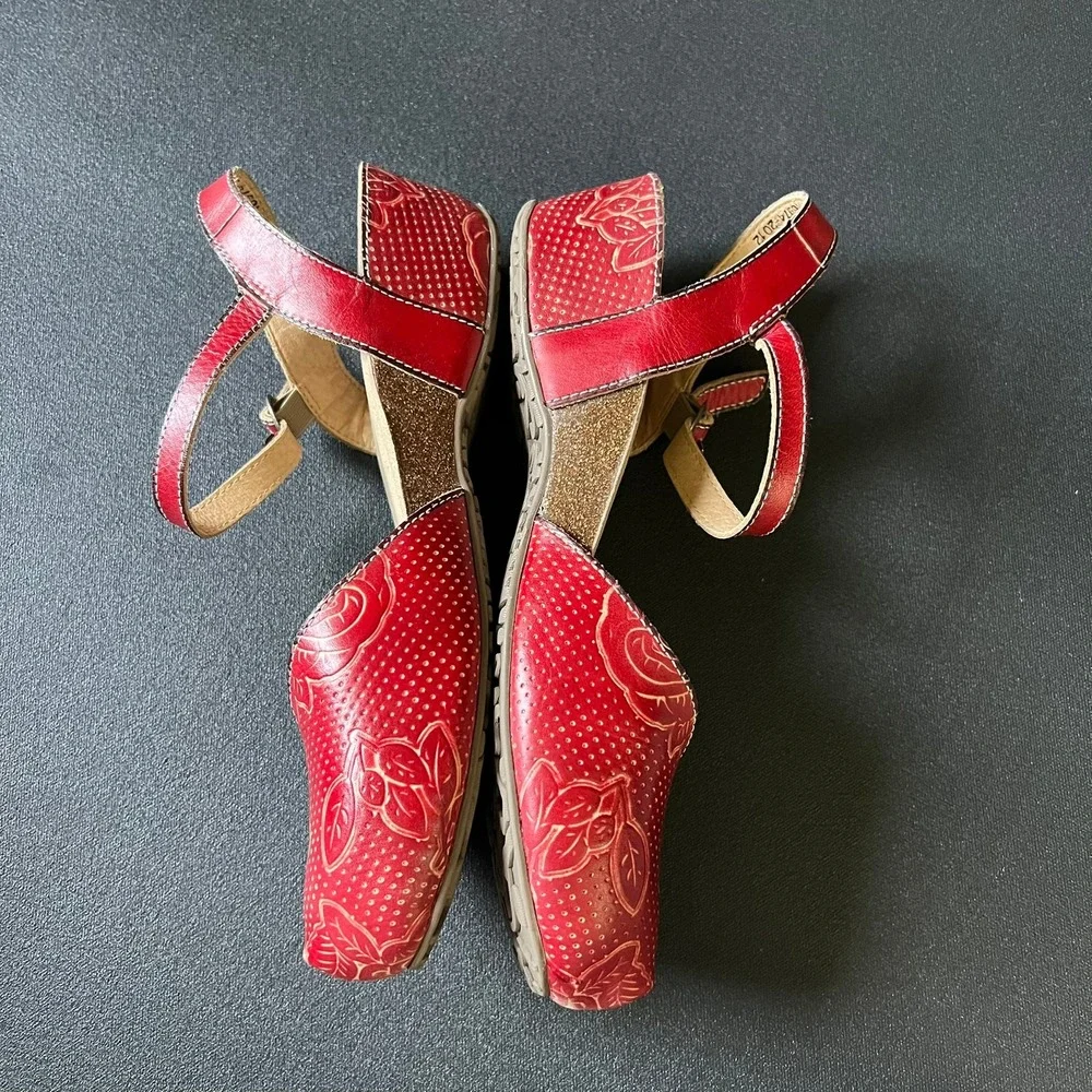 L'Artiste Lizzie-Rose Red Floral Leather Wedge Sandals 41 US 9.5-10 Boho Artsy